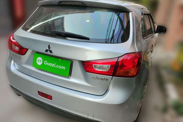 Used Mitsubishi ASX 2013 2.0L CVT Two-Wheel Drive Elite Edition Rear Right 45 Deg