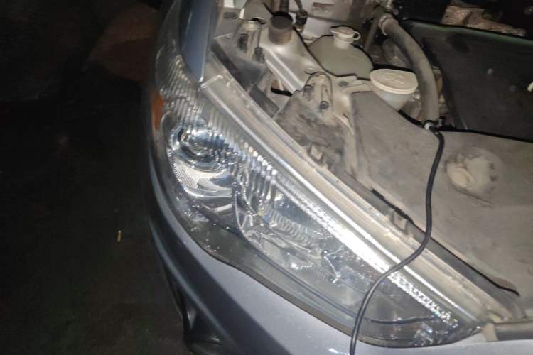 Used Mitsubishi ASX 2013 2.0L CVT Two-Wheel Drive Elite Edition Right Front Headlight