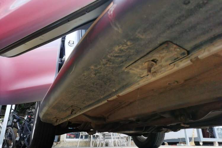 Used Mitsubishi ASX 2013 2.0L CVT Two-Wheel Drive Elite Edition Right Side Sill