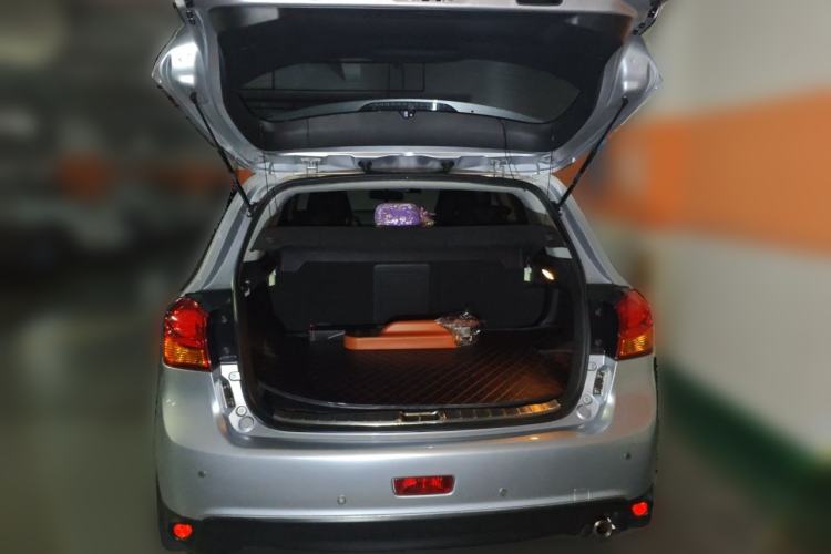 Used Mitsubishi ASX 2013 2.0L CVT Two-Wheel Drive Luxury Edition Trunk