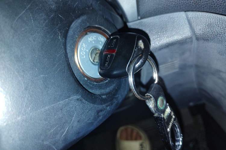 Used Mitsubishi ASX 2013 2.0L CVT Two-Wheel Drive Elite Edition Vehicle Key