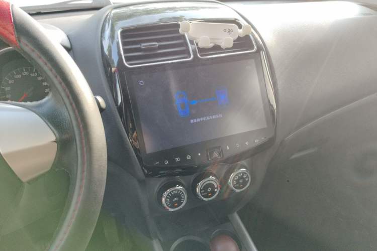 Used Mitsubishi ASX 2013 2.0L CVT Two-Wheel Drive Elite Edition Audio And AC Panel