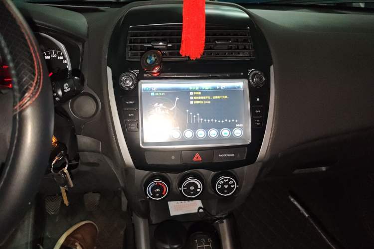 Used Mitsubishi ASX 2013 1.6L Manual Two-Wheel Drive Standard Edition Audio And AC Panel
