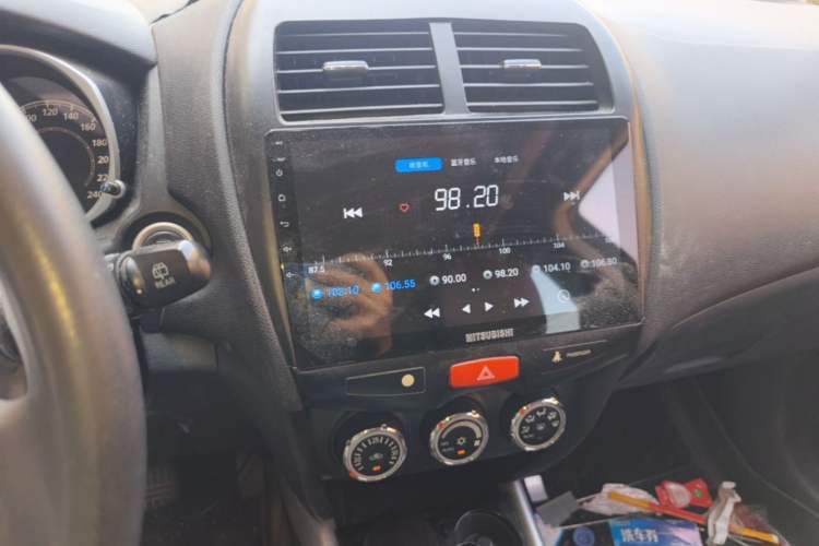 Used Mitsubishi ASX 2013 2.0L CVT 4x4 Flagship Edition Audio And AC Panel