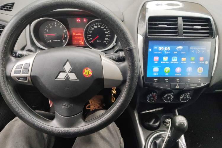 Used Mitsubishi ASX 2013 1.6L Manual Two-Wheel Drive Standard Edition Audio And AC Panel