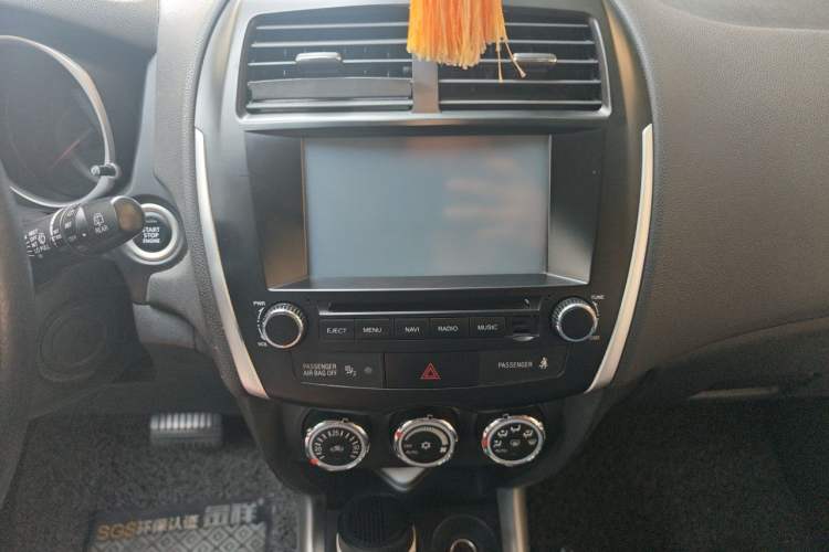 Used Mitsubishi ASX 2013 2.0L CVT Two-Wheel Drive Luxury Edition Audio And AC Panel