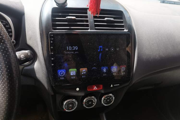 Used Mitsubishi ASX 2013 2.0L CVT Four-Wheel Drive Premium Edition Audio And AC Panel
