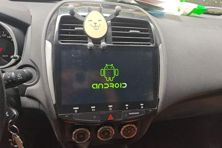 Used Mitsubishi ASX 2013 2.0L CVT Two-Wheel Drive Elite Edition Audio And AC Panel