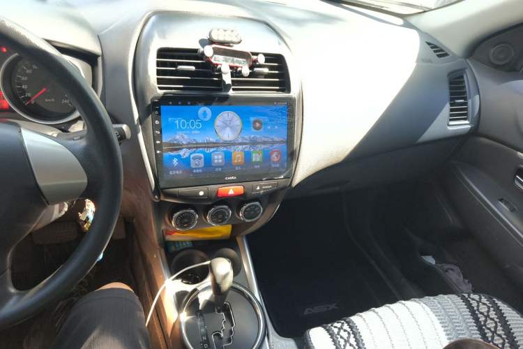 Used Mitsubishi ASX 2013 2.0L CVT Two-Wheel Drive Elite Edition Audio And AC Panel