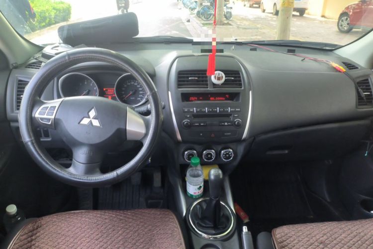 Used Mitsubishi ASX 2013 2.0L Manual Two-Wheel Drive Comfort Edition Center Console