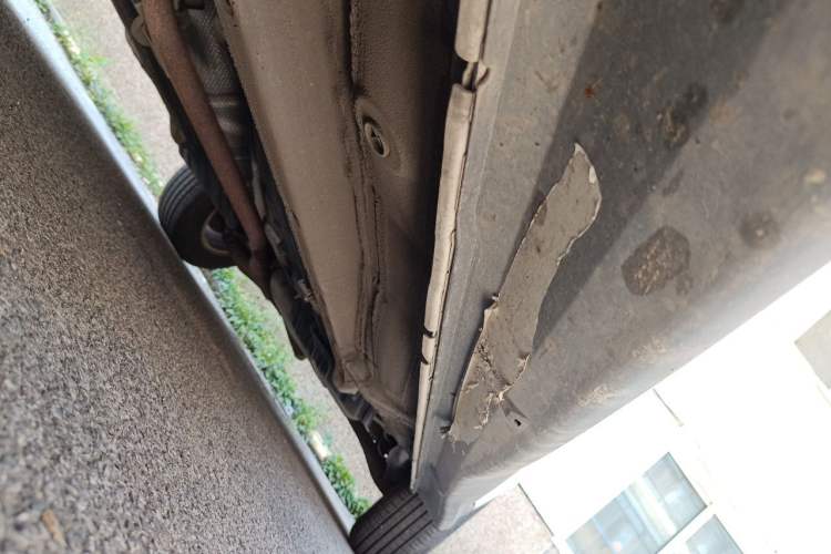 Used Mitsubishi ASX 2013 2.0L CVT Two-Wheel Drive Elite Edition Chassis Front Left