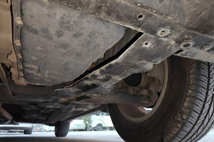 Used Mitsubishi ASX 2013 2.0L CVT Two-Wheel Drive Elite Edition Chassis Front Left