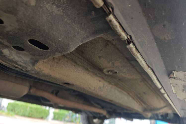Used Mitsubishi ASX 2013 2.0L CVT Two-Wheel Drive Luxury Edition Chassis Front Left