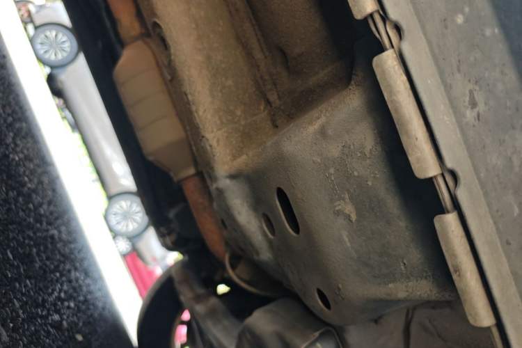 Used Mitsubishi ASX 2013 2.0L CVT Two-Wheel Drive Elite Edition Chassis Front Right