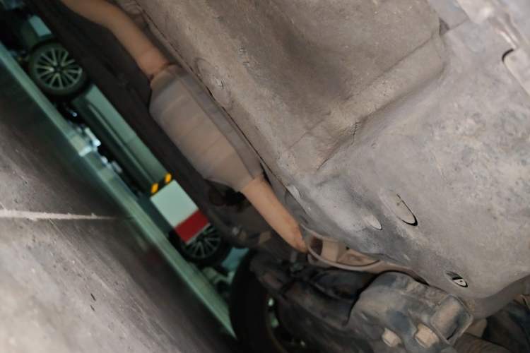 Used Mitsubishi ASX 2013 2.0L CVT Two-Wheel Drive Elite Edition Chassis Front Right