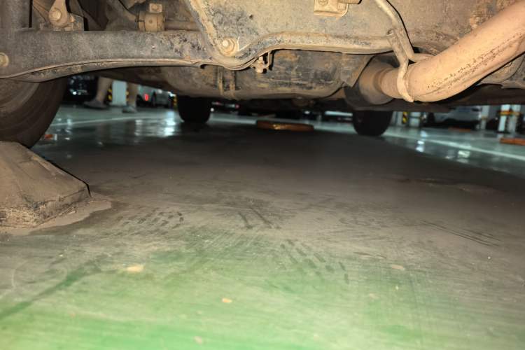 Used Mitsubishi ASX 2013 2.0L CVT Two-Wheel Drive Elite Edition Chassis Rear