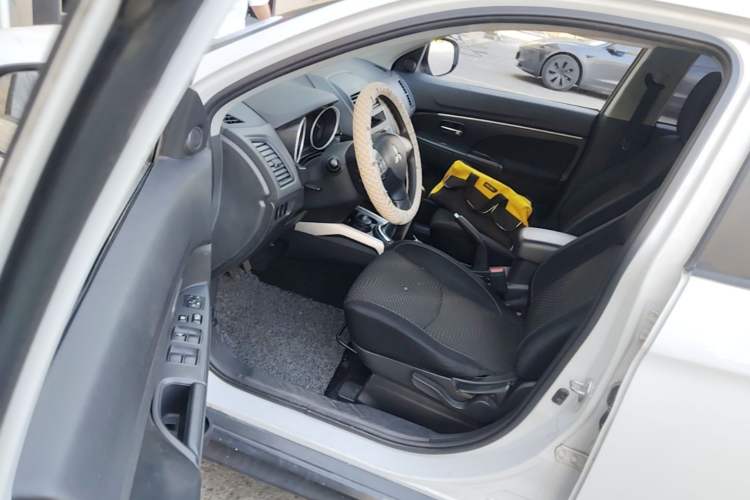 Used Mitsubishi ASX 2013 1.6L Manual Two-Wheel Drive Standard Edition Driver Seat