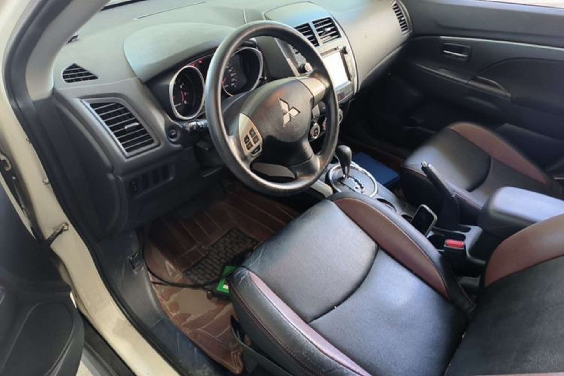 Used Mitsubishi ASX 2013 2.0L CVT Two-Wheel Drive Elite Edition Driver Seat