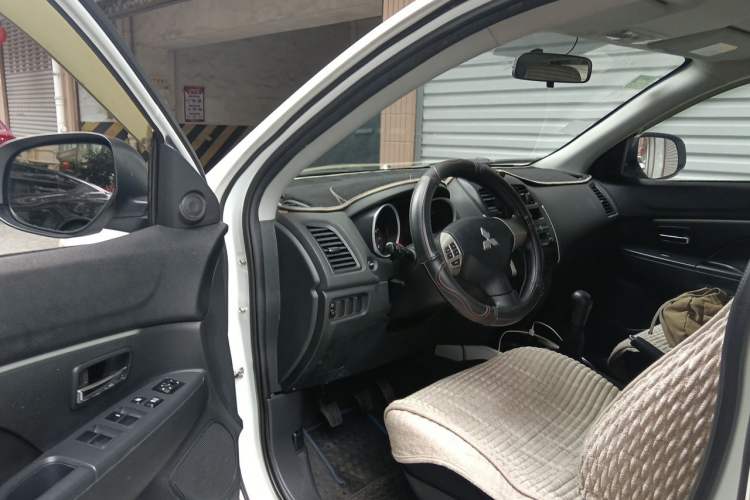 Used Mitsubishi ASX 2013 1.6L Manual Two-Wheel Drive Standard Edition Driver Seat