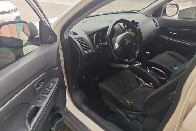 Used Mitsubishi ASX 2013 1.6L Manual Two-Wheel Drive Standard Edition Driver Seat