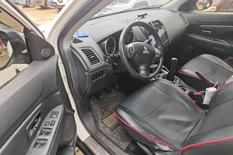 Used Mitsubishi ASX 2013 2.0L Manual Two-Wheel Drive Comfort Edition Driver Seat