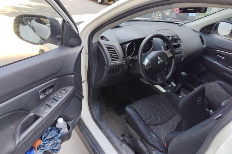 Used Mitsubishi ASX 2013 2.0L Manual Two-Wheel Drive Comfort Edition Driver Seat