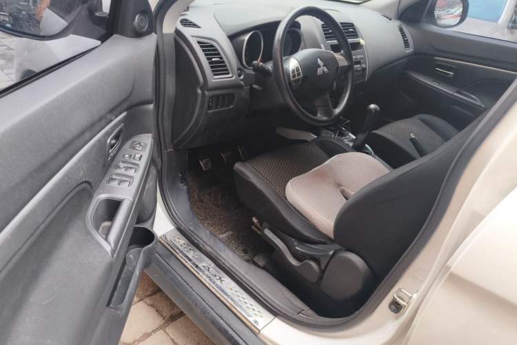 Used Mitsubishi ASX 2013 1.6L Manual Two-Wheel Drive Standard Edition Driver Seat