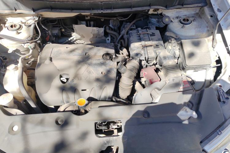 Used Mitsubishi ASX 2013 2.0L CVT 4x4 Flagship Edition Engine Bay