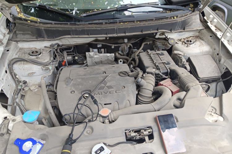 Used Mitsubishi ASX 2013 2.0L CVT Two-Wheel Drive Elite Edition Engine Bay
