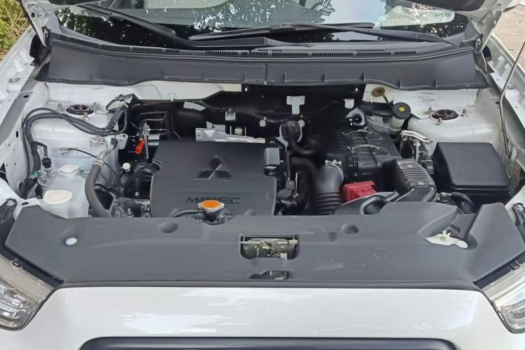 Used Mitsubishi ASX 2013 1.6L Manual Two-Wheel Drive Standard Edition Engine Bay