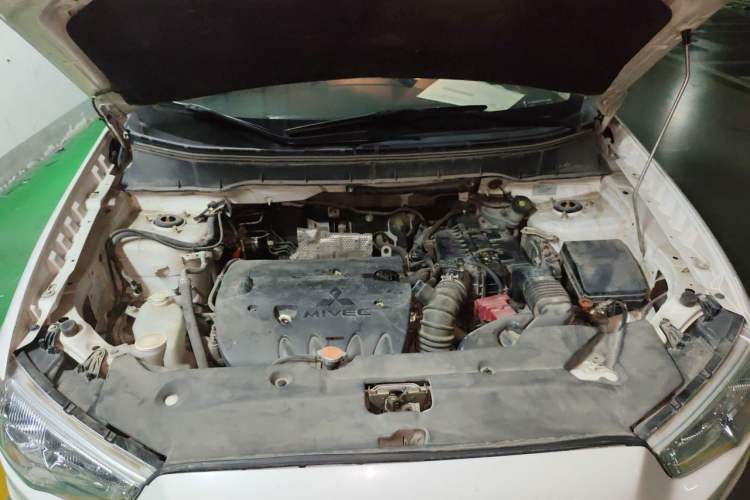 Used Mitsubishi ASX 2013 2.0L Manual Two-Wheel Drive Comfort Edition Engine Bay