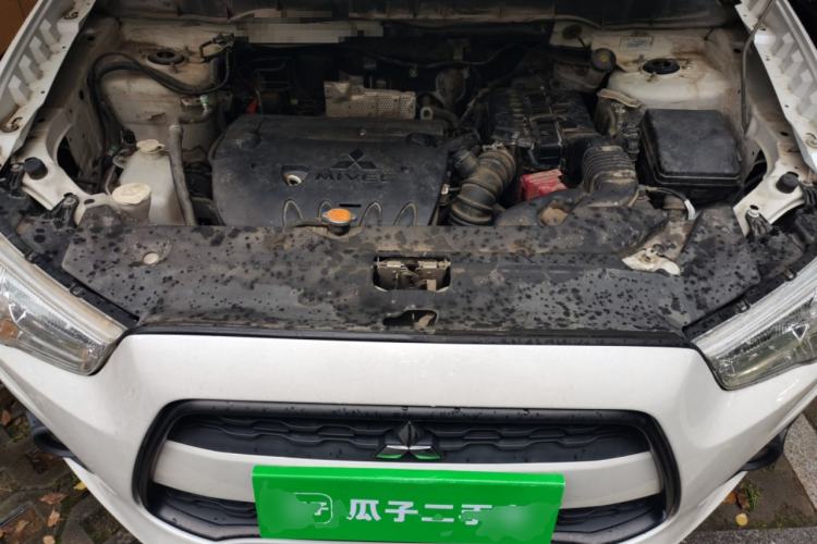 Used Mitsubishi ASX 2013 2.0L CVT Two-Wheel Drive Elite Edition Engine Bay