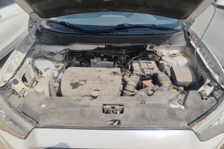 Used Mitsubishi ASX 2013 2.0L CVT Two-Wheel Drive Elite Edition Engine Bay