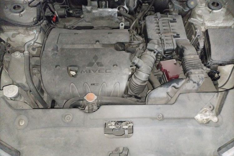 Used Mitsubishi ASX 2013 2.0L CVT Two-Wheel Drive Elite Edition Engine Bay