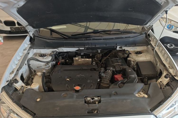 Used Mitsubishi ASX 2013 2.0L CVT Two-Wheel Drive Elite Edition Engine Bay
