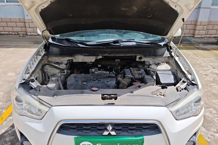 Used Mitsubishi ASX 2013 2.0L CVT Two-Wheel Drive Luxury Edition Engine Bay