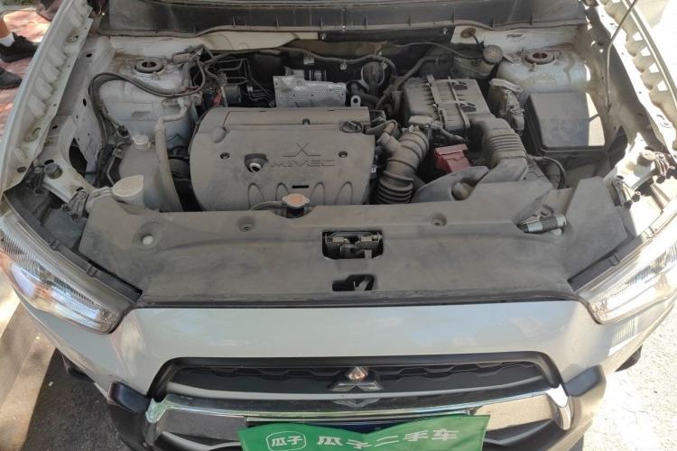 Used Mitsubishi ASX 2013 2.0L CVT Two-Wheel Drive Elite Edition Engine Bay