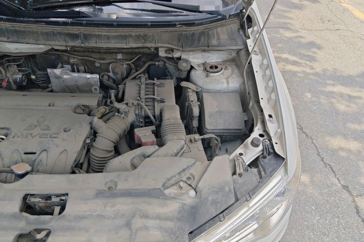 Used Mitsubishi ASX 2013 2.0L CVT Two-Wheel Drive Elite Edition Engine Bay Left