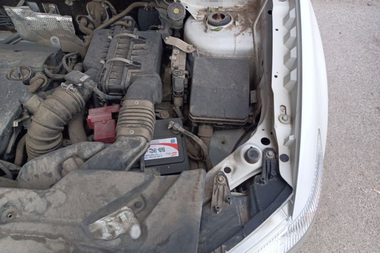 Used Mitsubishi ASX 2013 2.0L CVT Two-Wheel Drive Elite Edition Engine Bay Left