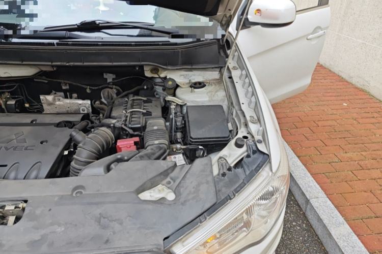 Used Mitsubishi ASX 2013 2.0L CVT Two-Wheel Drive Elite Edition Engine Bay Left