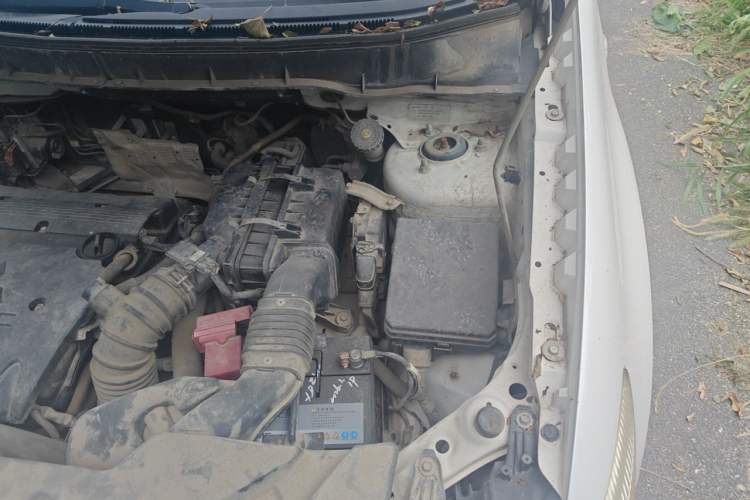 Used Mitsubishi ASX 2013 2.0L CVT Two-Wheel Drive Elite Edition Engine Bay Left