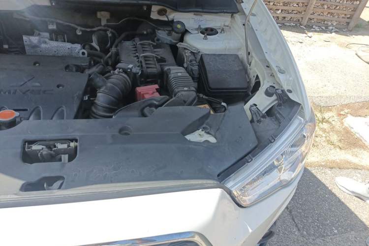 Used Mitsubishi ASX 2013 2.0L CVT Two-Wheel Drive Luxury Edition Engine Bay Left