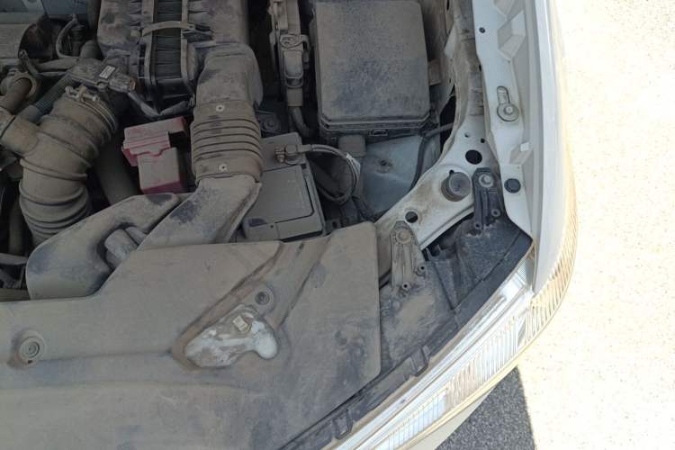 Used Mitsubishi ASX 2013 2.0L CVT Two-Wheel Drive Elite Edition Engine Bay Left