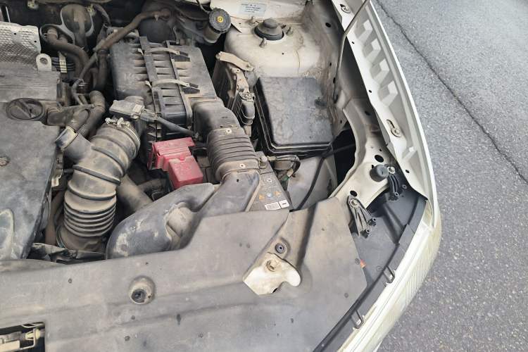 Used Mitsubishi ASX 2013 2.0L CVT Two-Wheel Drive Elite Edition Engine Bay Left