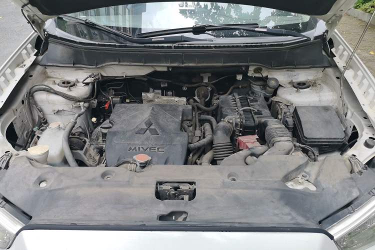 Used Mitsubishi ASX 2013 1.6L Manual Two-Wheel Drive Standard Edition Engine Bay