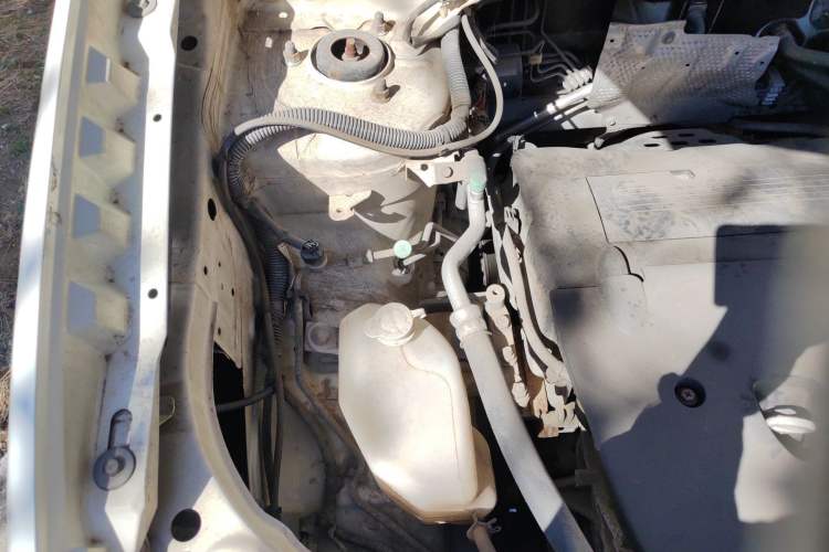 Used Mitsubishi ASX 2013 2.0L CVT 4x4 Flagship Edition Engine Bay Right