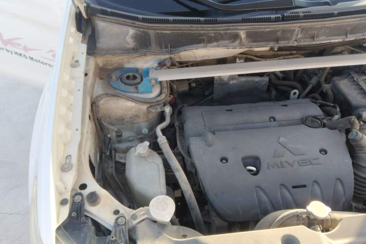 Used Mitsubishi ASX 2013 2.0L CVT Four-Wheel Drive Premium Edition Engine Bay Right