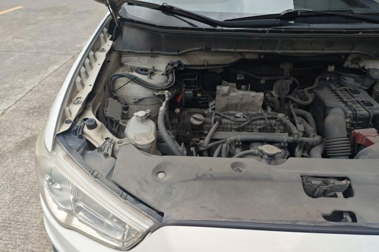 Used Mitsubishi ASX 2013 1.6L Manual Two-Wheel Drive Standard Edition Engine Bay Right