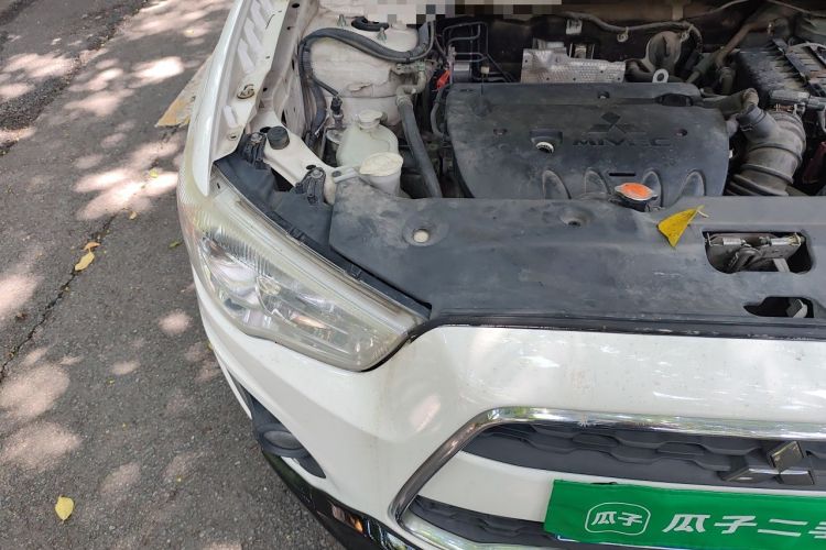 Used Mitsubishi ASX 2013 2.0L CVT Two-Wheel Drive Luxury Edition Engine Bay Right