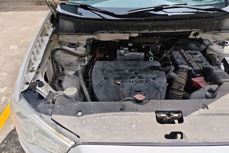 Used Mitsubishi ASX 2013 2.0L CVT Two-Wheel Drive Luxury Edition Engine Bay Right